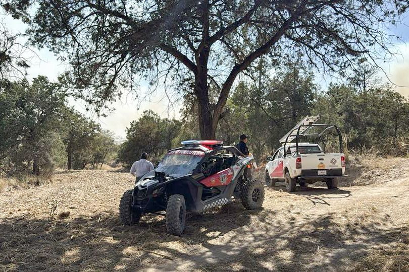 Gobierno Municipal de Huamantla apoya en el combate a incendio en el cerro 'Quimicho'